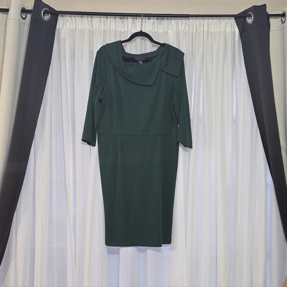 Jessica Howard Chic Forest Green Long Sleeve Dress